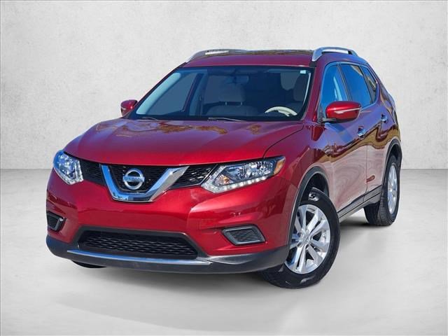 Used 2015 Nissan Rogue SV image 1