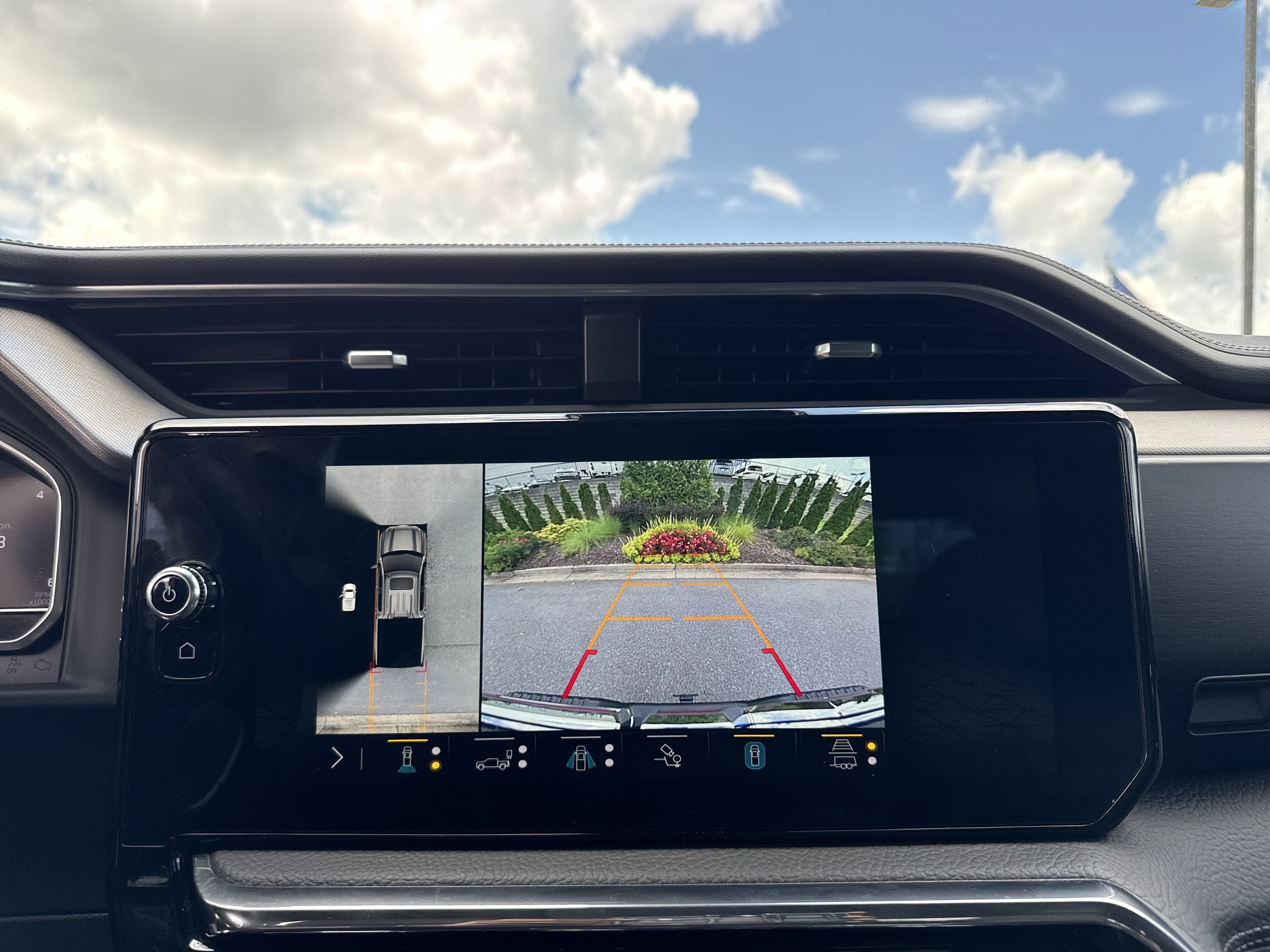 Used 2023 GMC Sierra 1500 Denali AWD/4WD image 27