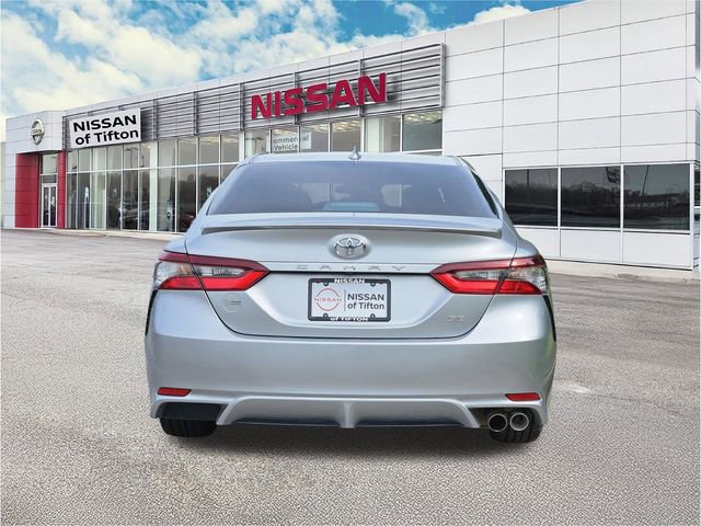 Used 2022 Toyota Camry SE image 5