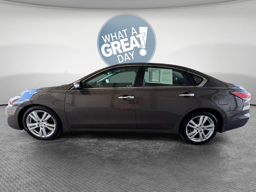 Used 2015 Nissan Altima 3.5 SL FWD image 7