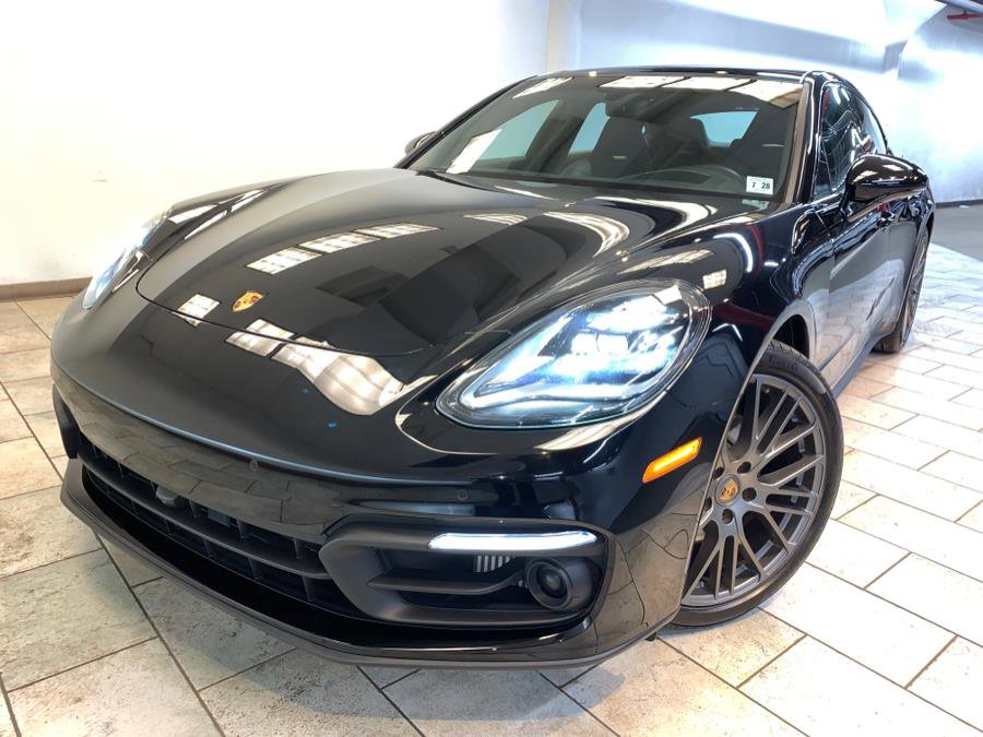 Used 2023 Porsche Panamera 4 Platinum Edition w/ Assistance Package image 1