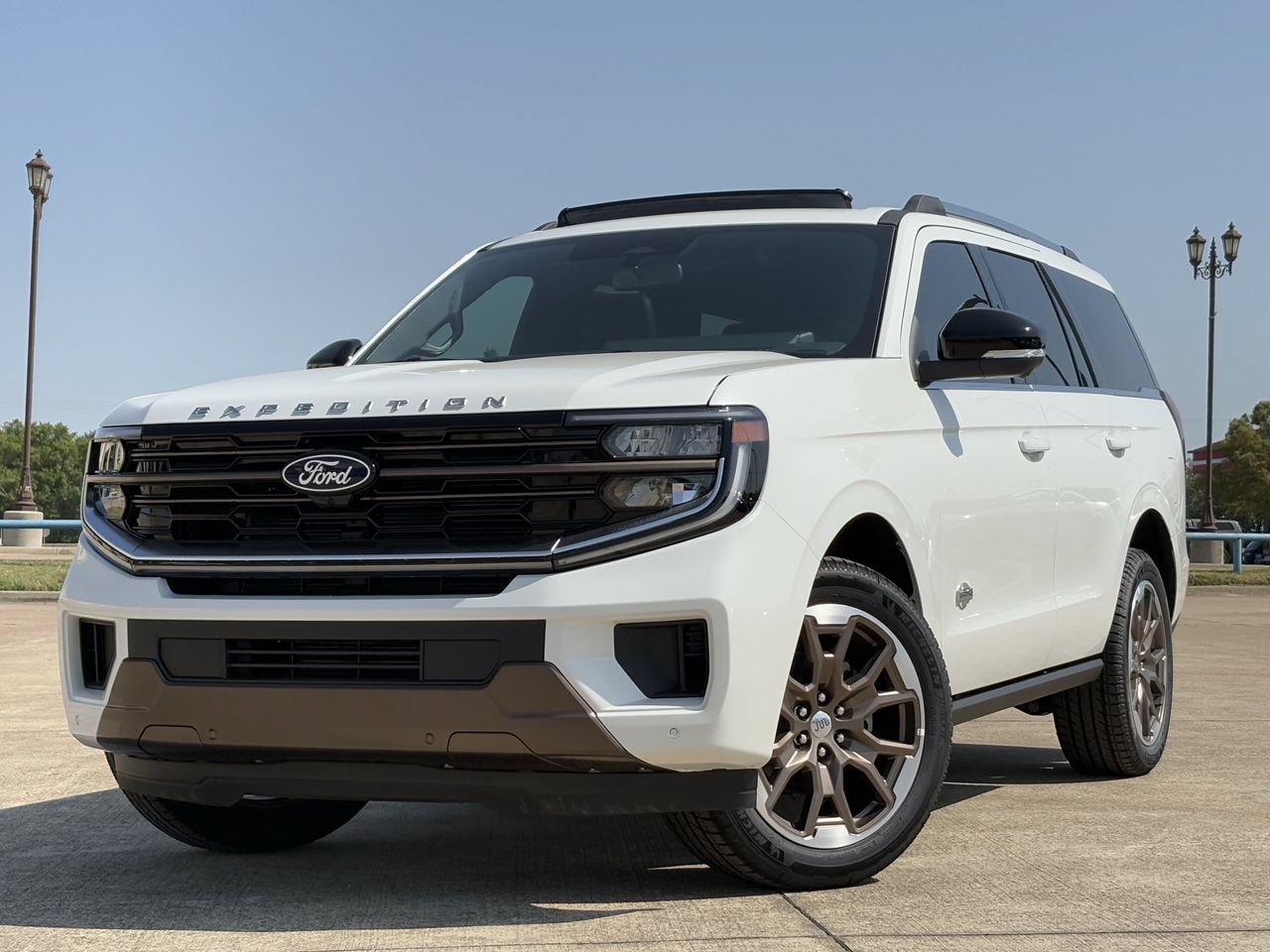 New 2027 Ford Expedition King Ranch AWD/4WD image 2