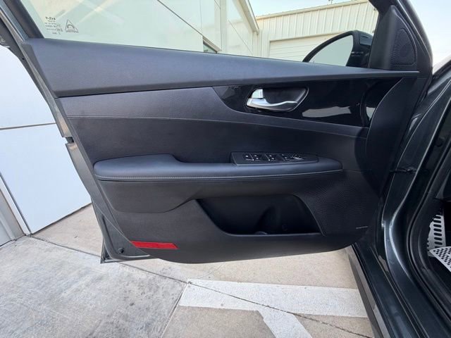 Used 2024 Kia Forte GT-Line w/ GT-Line Premium Package FWD image 14