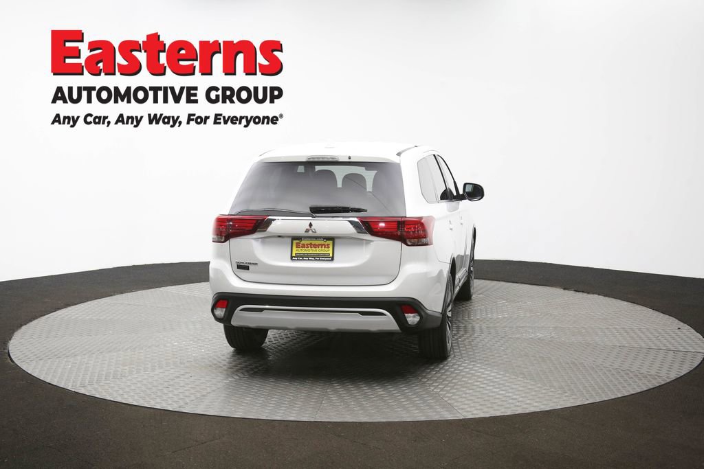 Used 2020 Mitsubishi Outlander ES image 37
