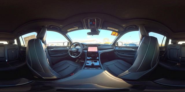 New 2024 Jeep Grand Cherokee Limited w/ Black Appearance Package image 29