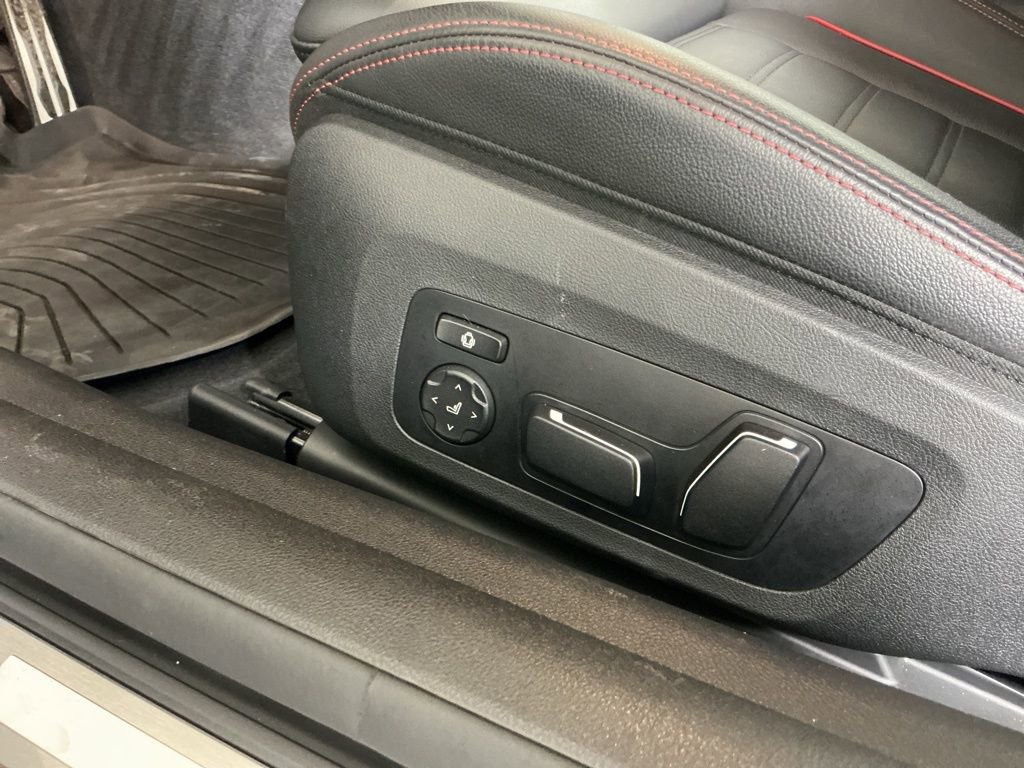 Certified 2025 BMW 440i xDrive Coupe w/ Premium Package image 24