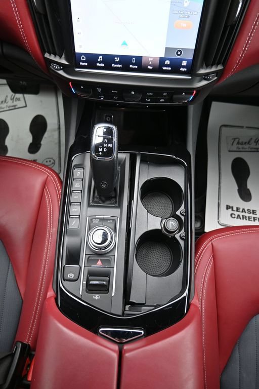 Used 2023 Maserati Levante GT AWD/4WD image 21
