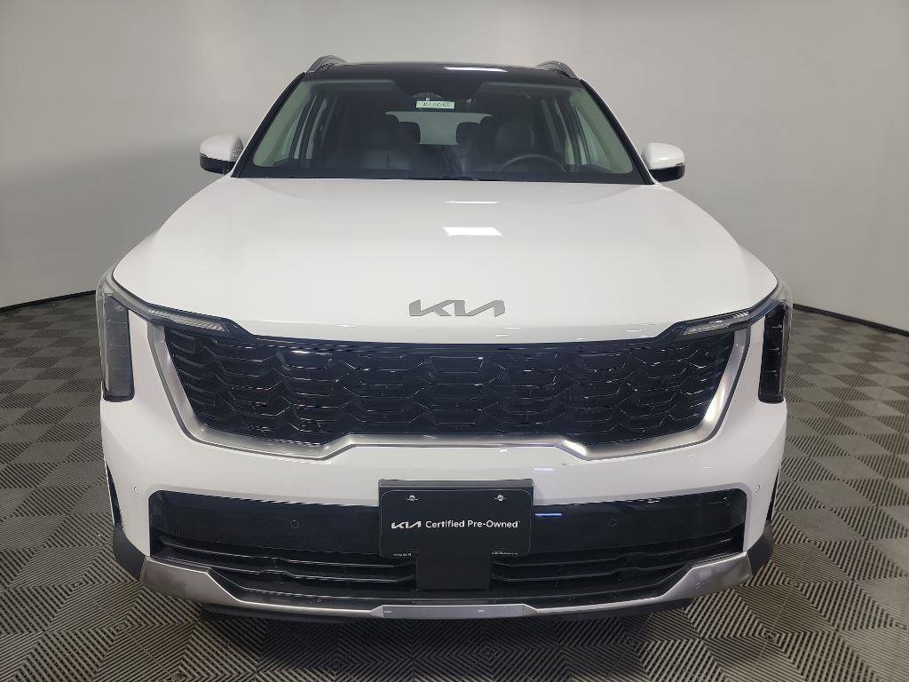 Certified 2025 Kia Sorento EX w/ Panoramic Sunroof Package image 13