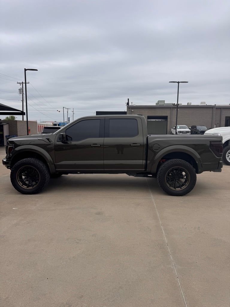 Used 2025 Ford F150 Raptor image 4