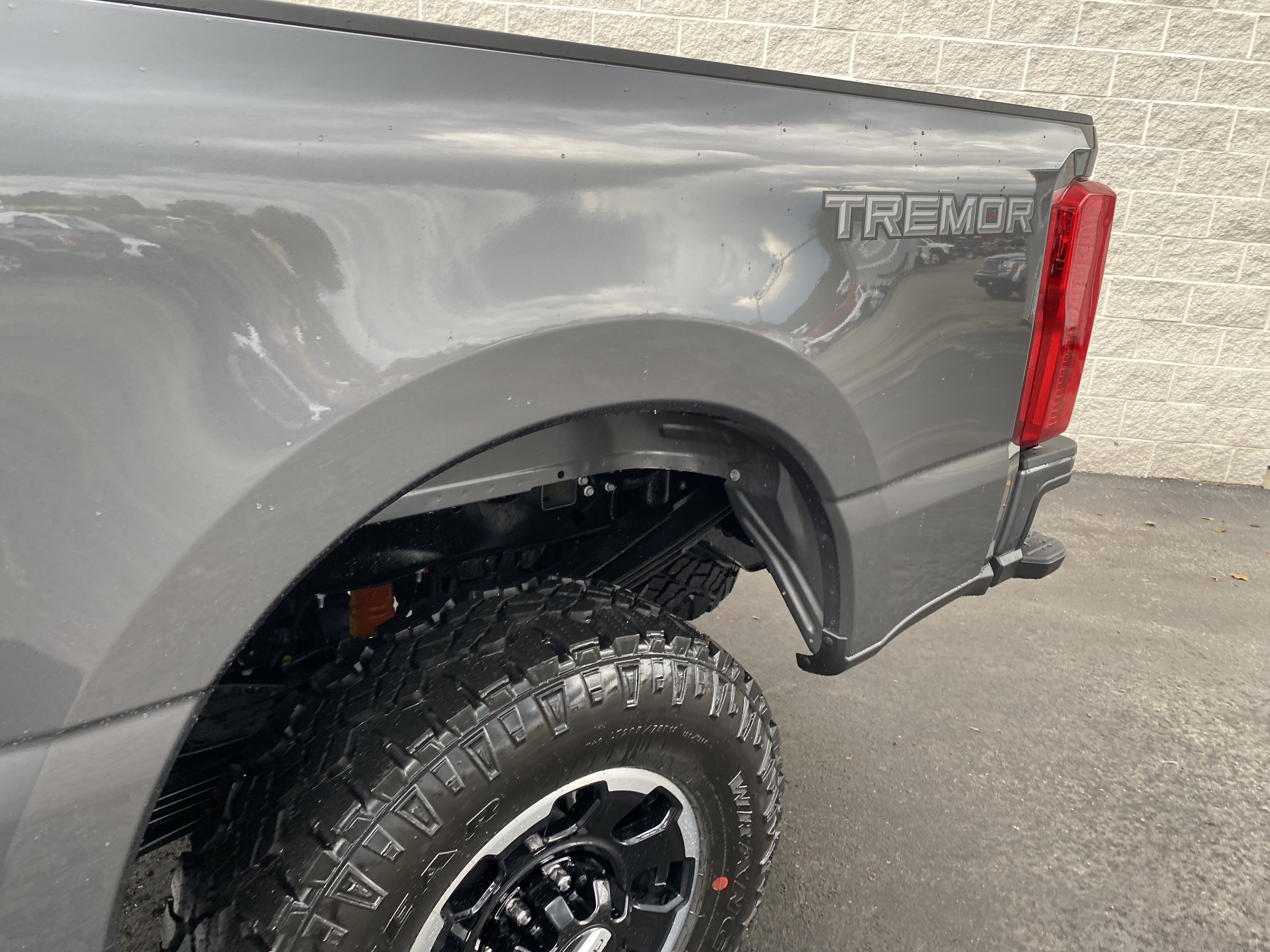 New 2027 Ford F250 XL w/ Tremor Off-Road Package AWD/4WD image 21