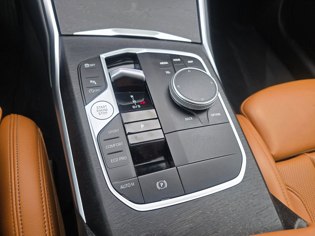 Used 2023 BMW 330i xDrive Sedan w/ Driving Assistance Package image 25