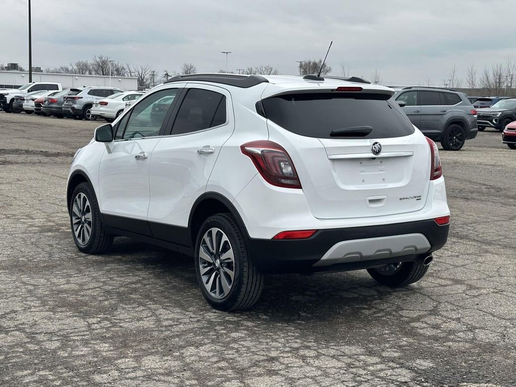 Used 2022 Buick Encore Preferred w/ Safety Package image 3