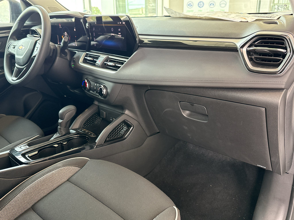 New 2026 Chevrolet TrailBlazer LS w/ LS Convenience Package FWD image 33