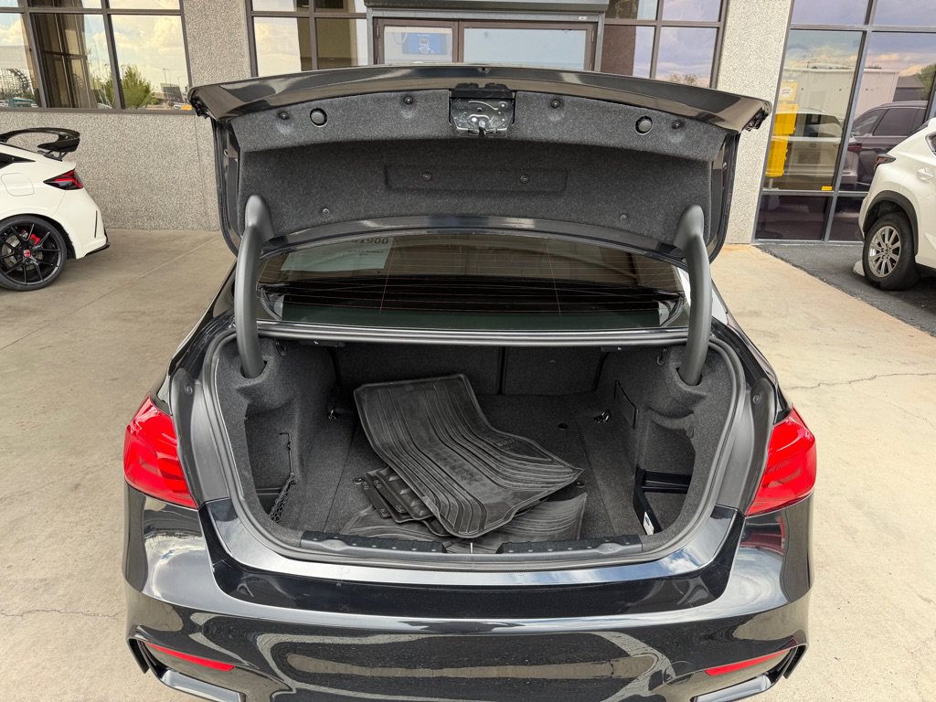 Used 2016 BMW M3 RWD image 22