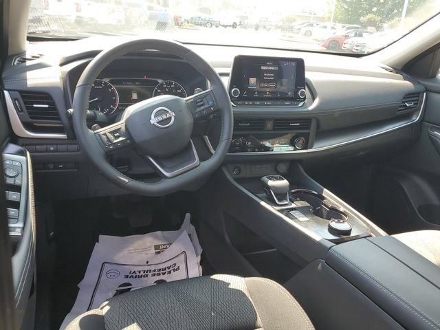 New 2026 Nissan Rogue SV AWD/4WD image 13