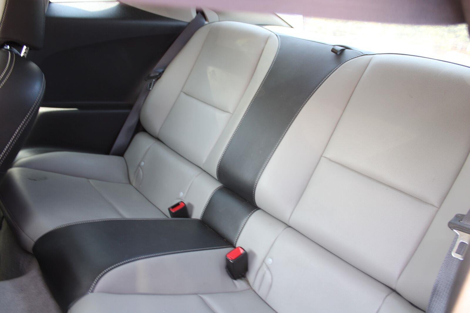 Used 2011 Chevrolet Camaro SS w/ LPO, Ground Effects Package RWD image 7