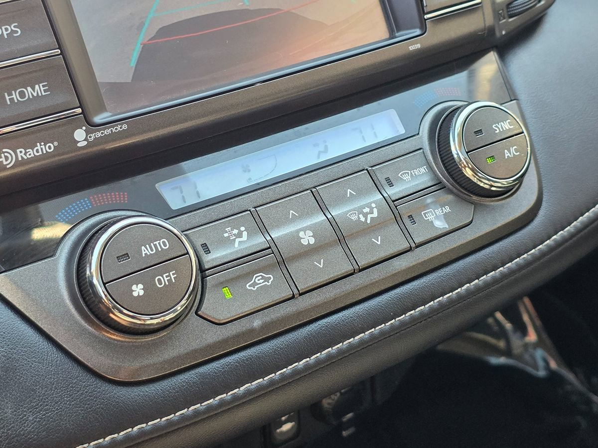 Used 2015 Toyota RAV4 Limited image 37