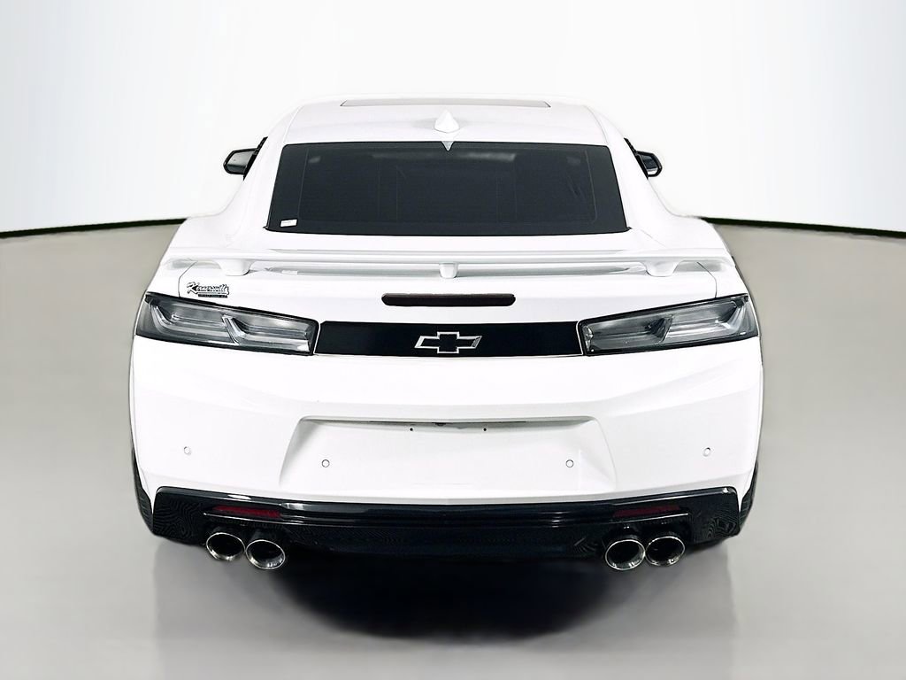 Used 2018 Chevrolet Camaro SS image 6