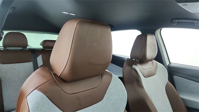 Used 2023 Volkswagen ID.4 2WD image 22