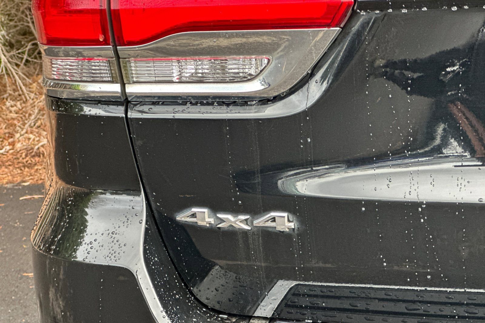 Used 2019 Jeep Grand Cherokee Overland AWD/4WD image 34