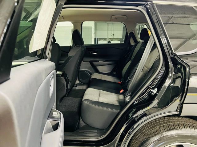 New 2026 Nissan Rogue SV w/ Cold Weather Package FWD image 23