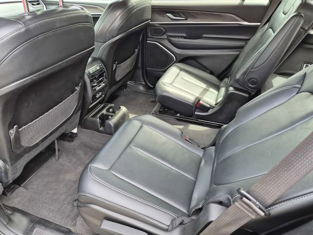 Used 2021 Jeep Grand Cherokee L Limited AWD/4WD image 17