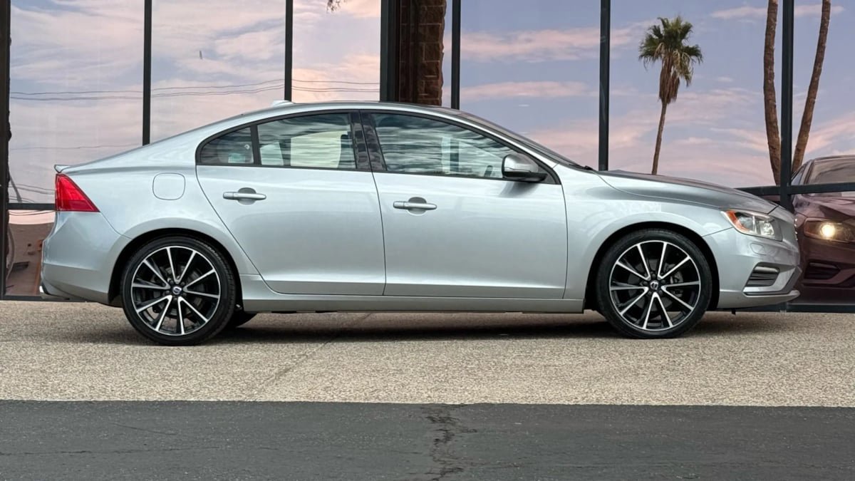 Used 2017 Volvo S60 T5 Dynamic w/ Vision Package FWD image 16