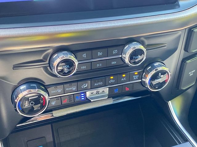 Used 2022 Ford F150 Raptor w/ Raptor 37 Performance Package AWD/4WD image 25