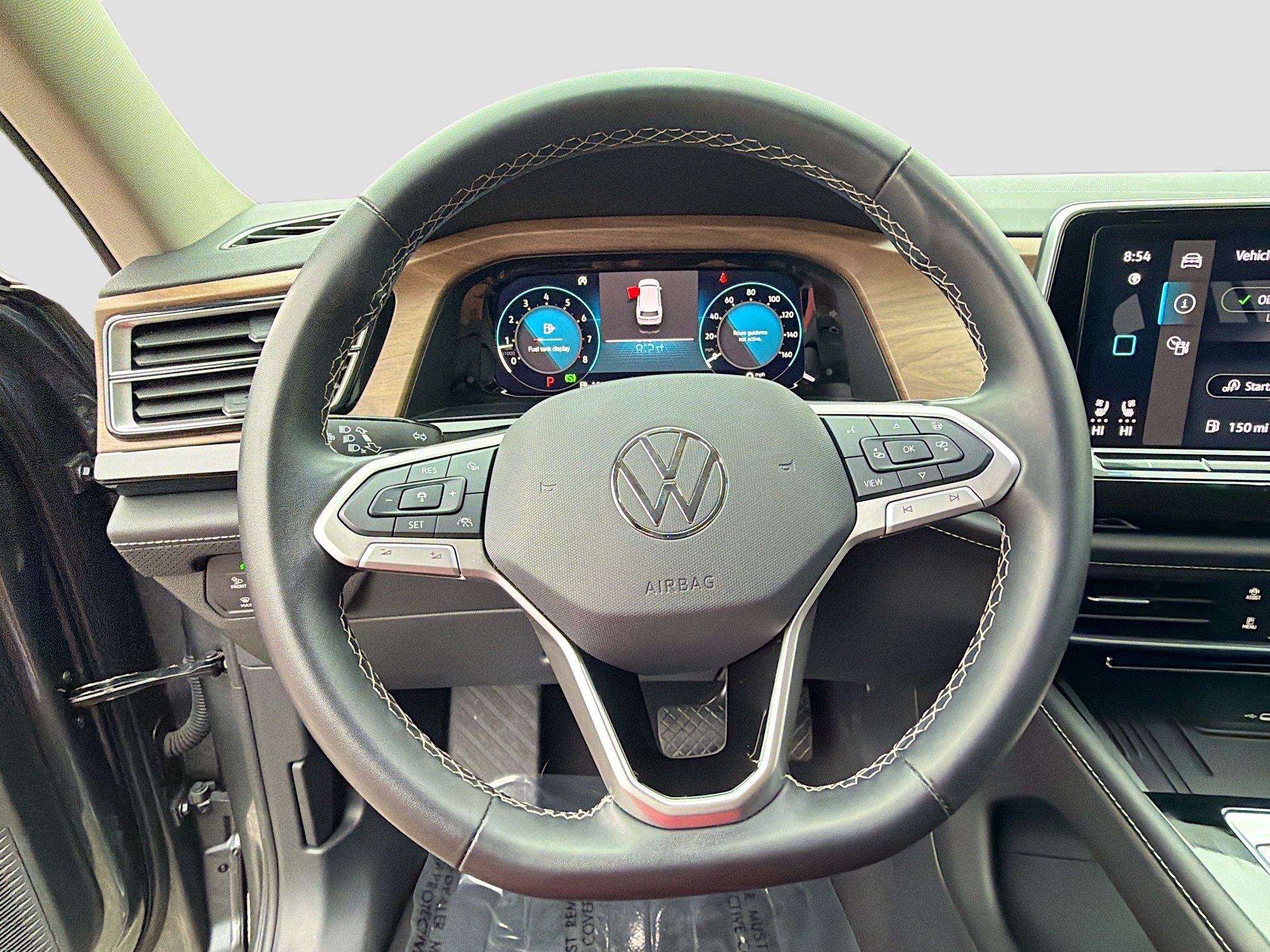 Used 2025 Volkswagen Atlas SE image 37