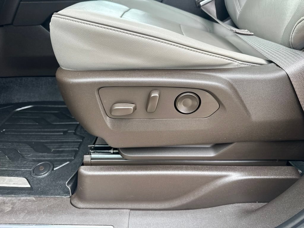 Certified 2022 GMC Yukon SLT AWD/4WD image 12