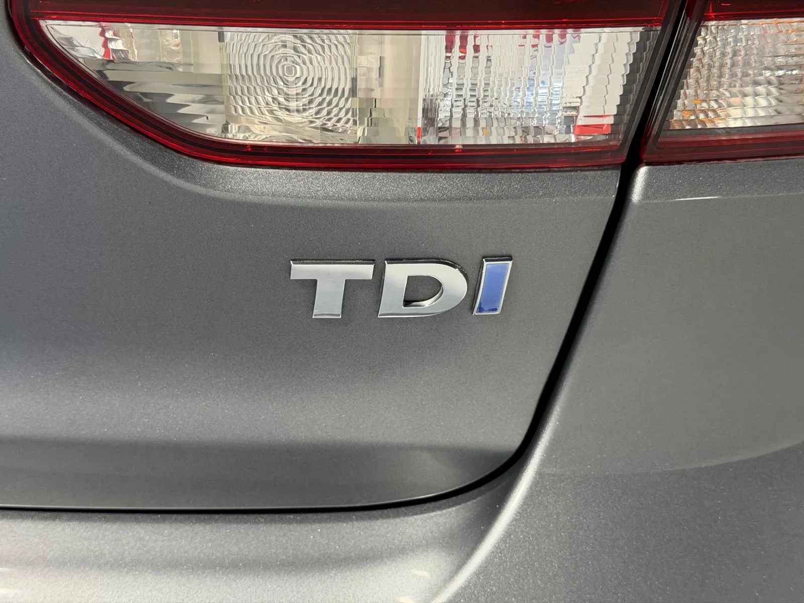 Used 2014 Volkswagen Golf TDI FWD image 11