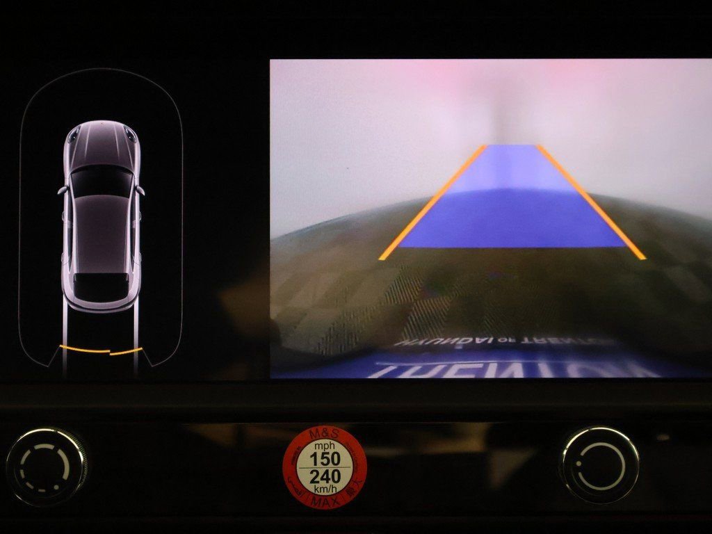 Used 2023 Porsche Macan S image 47