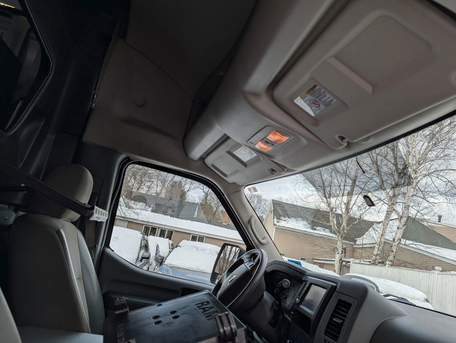 Used 2020 Nissan NV 2500 SV image 20