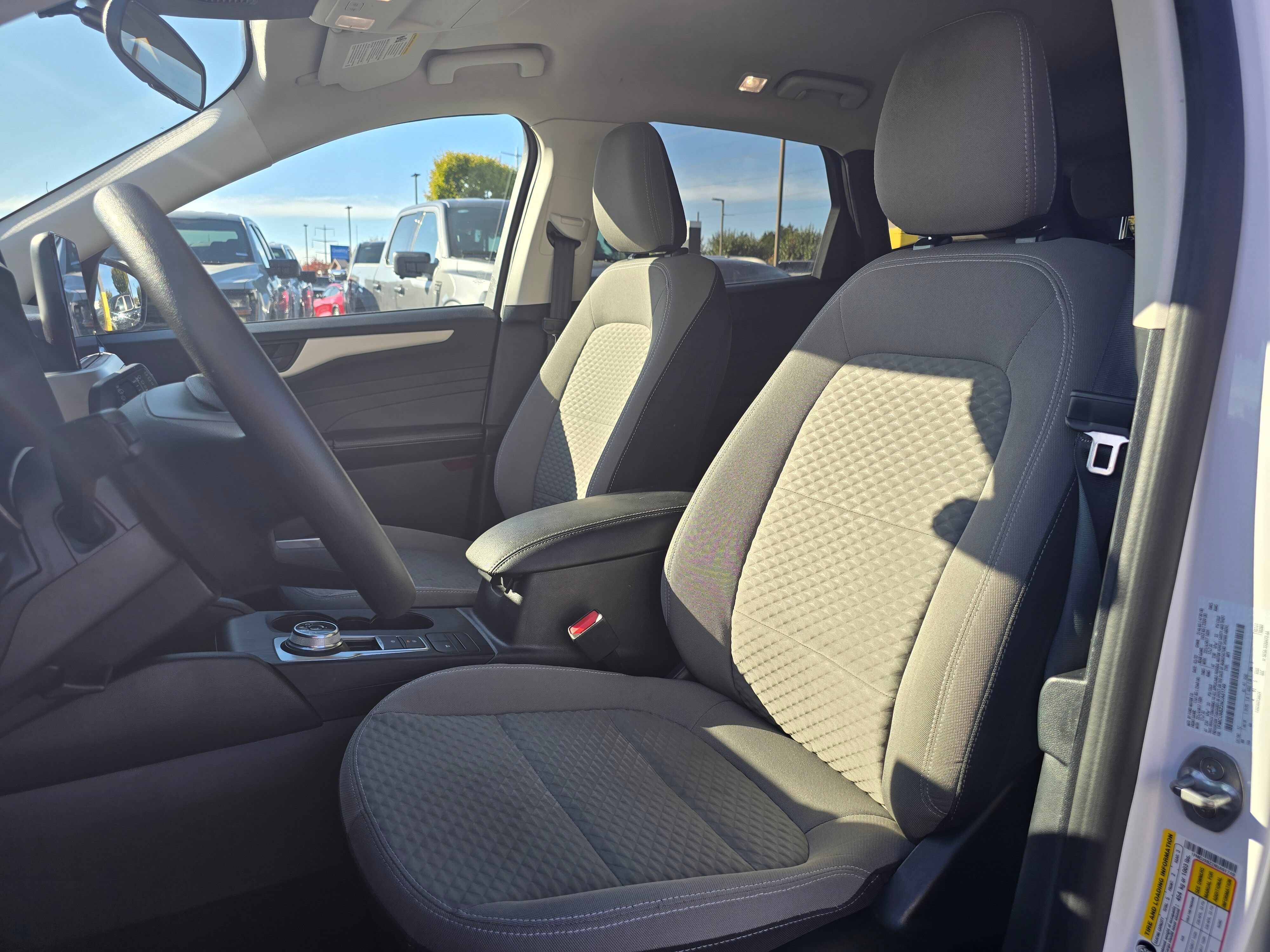 Certified 2022 Ford Escape SE AWD/4WD image 25