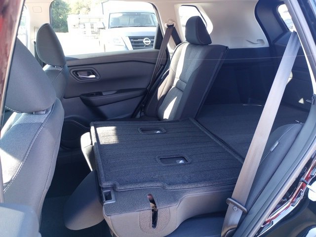 New 2026 Nissan Rogue SV image 12