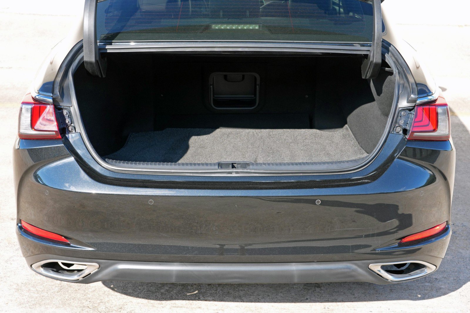 Used 2022 Lexus ES 350 w/ Premium Package FWD image 8