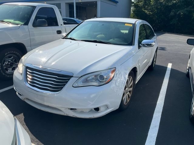 Used 2014 Chrysler 200 Touring FWD image 12