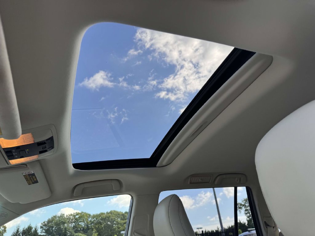 Used 2019 Lexus GX 460 Premium w/ Premium Package AWD/4WD image 17