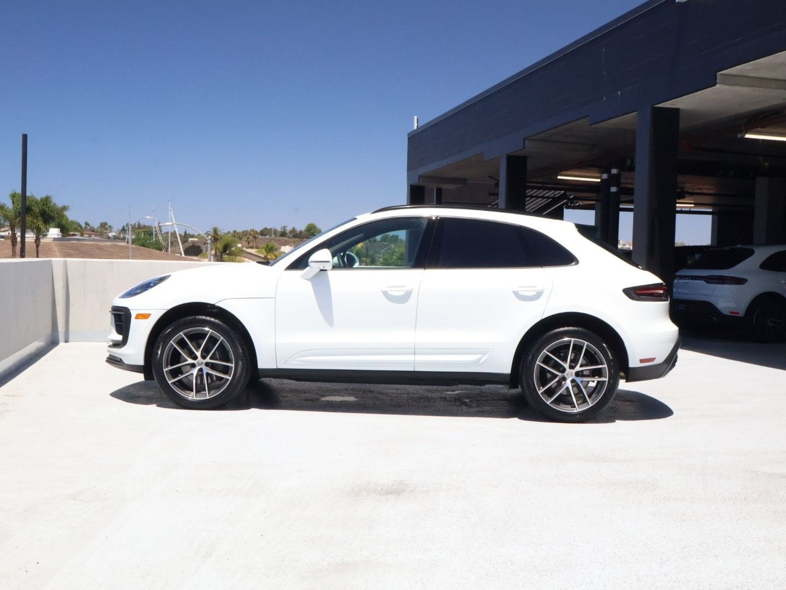 Certified 2026 Porsche Macan AWD/4WD video 2