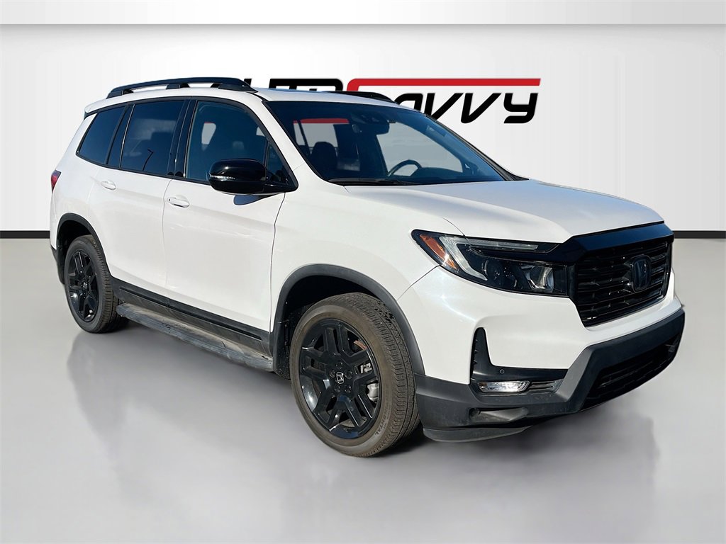 Used 2024 Honda Passport Black Edition image 1