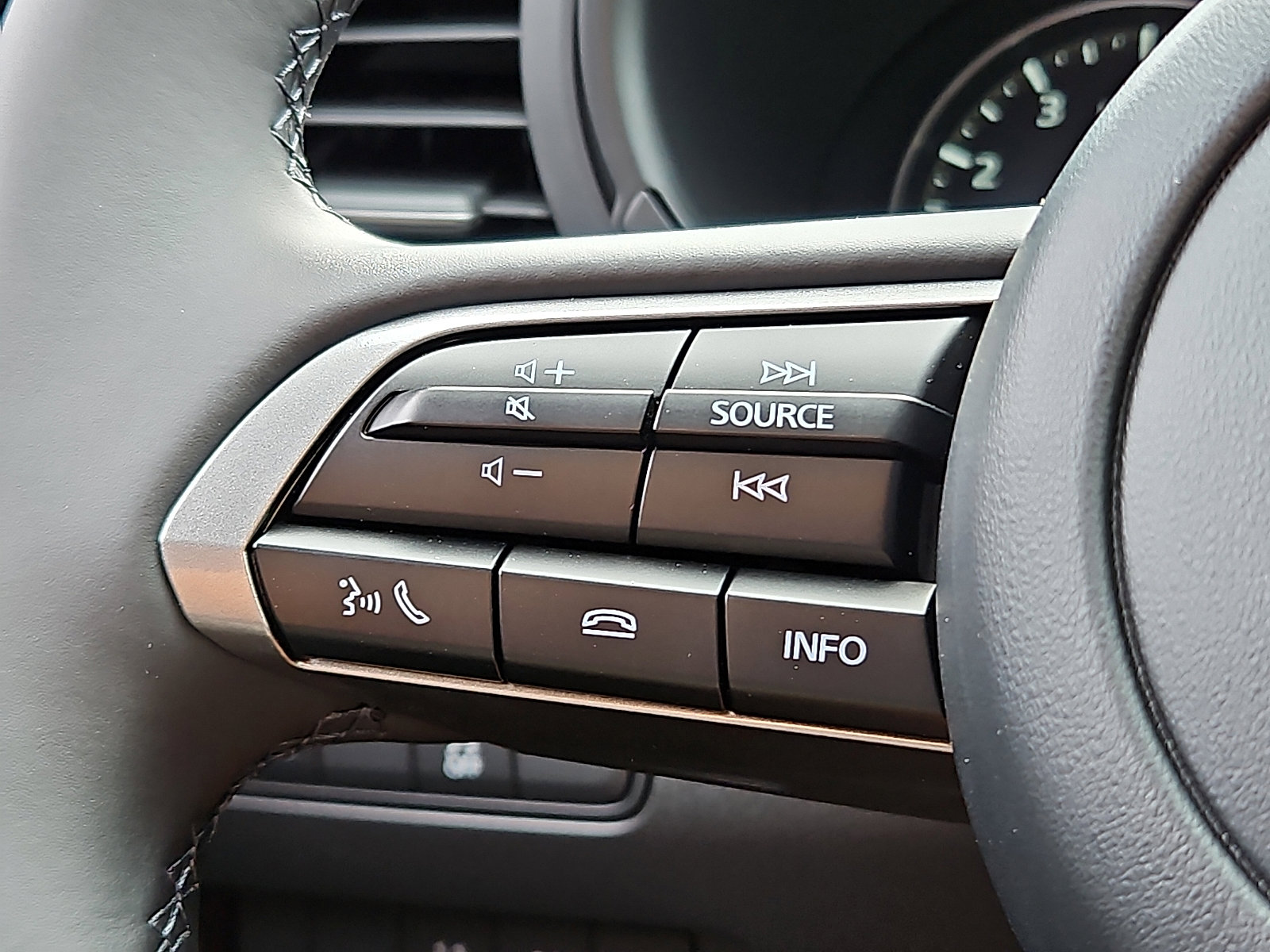 New 2026 MAZDA MAZDA3 s image 18