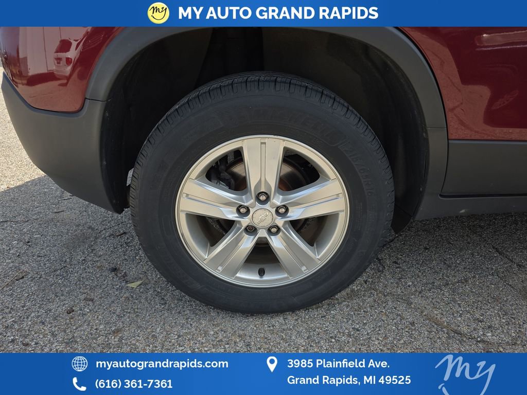 Used 2016 Chevrolet Trax LT w/ LT Convenience Package image 31