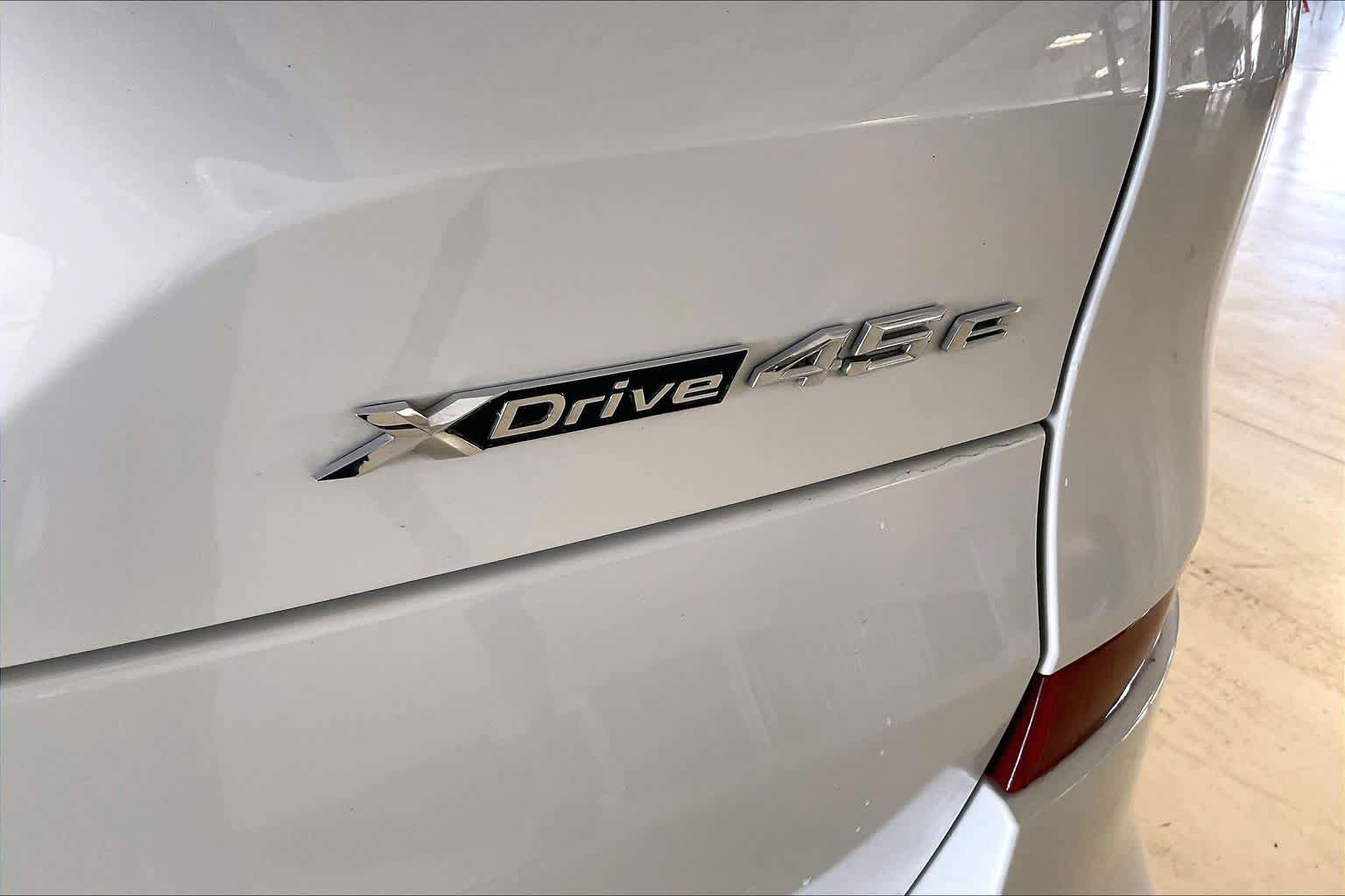 Used 2022 BMW X5 xDrive45e w/ M Sport Package image 9