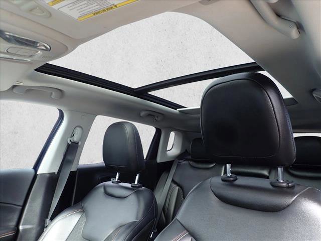 Used 2019 Jeep Compass Latitude w/ Popular Equipment Group image 13