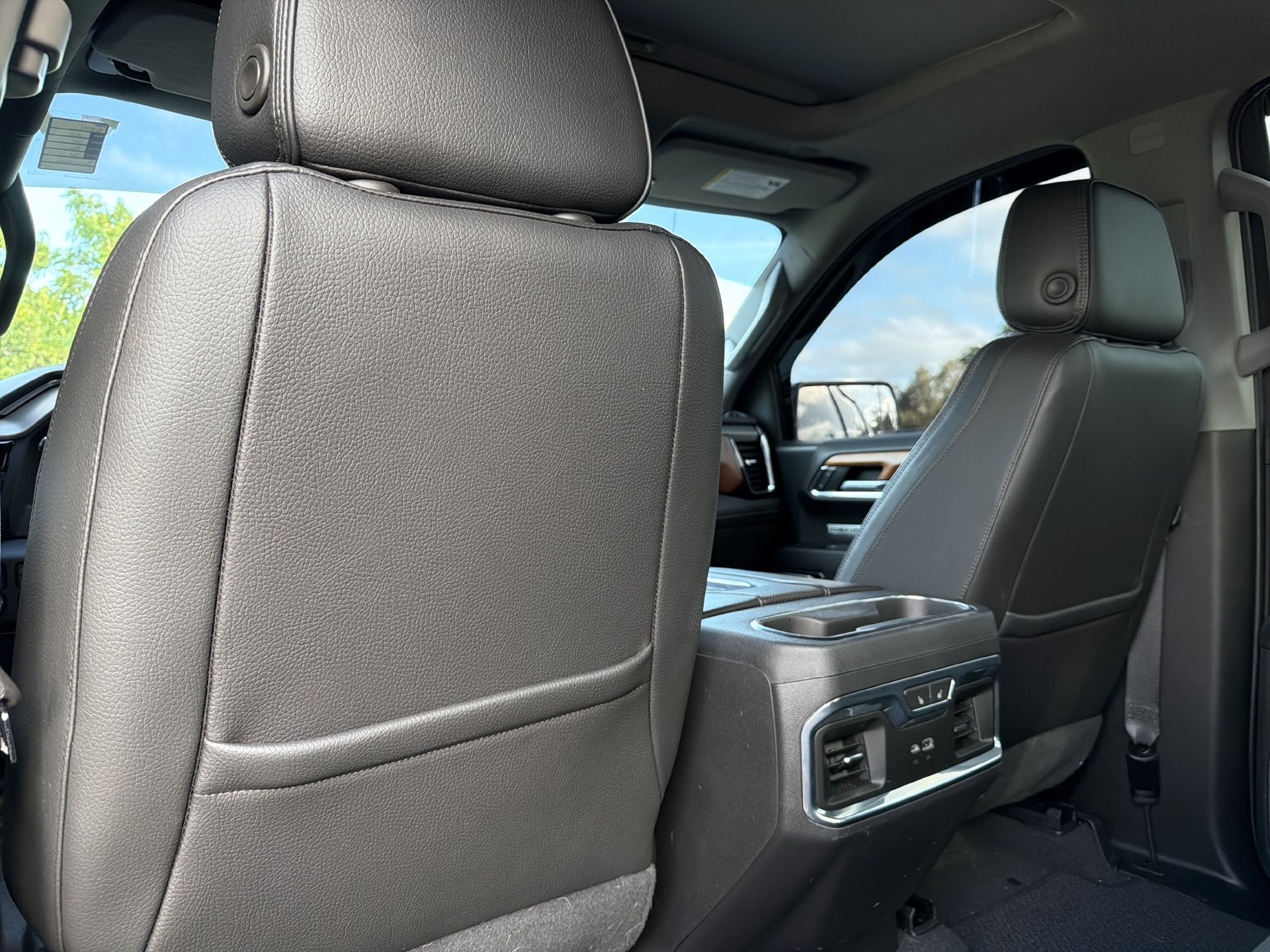 Used 2022 GMC Sierra 1500 Denali AWD/4WD image 18