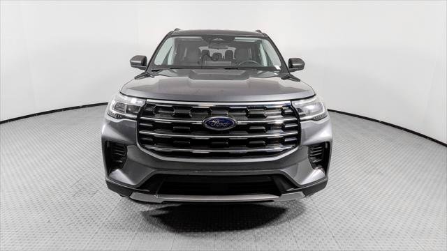 Used 2025 Ford Explorer Active RWD image 12