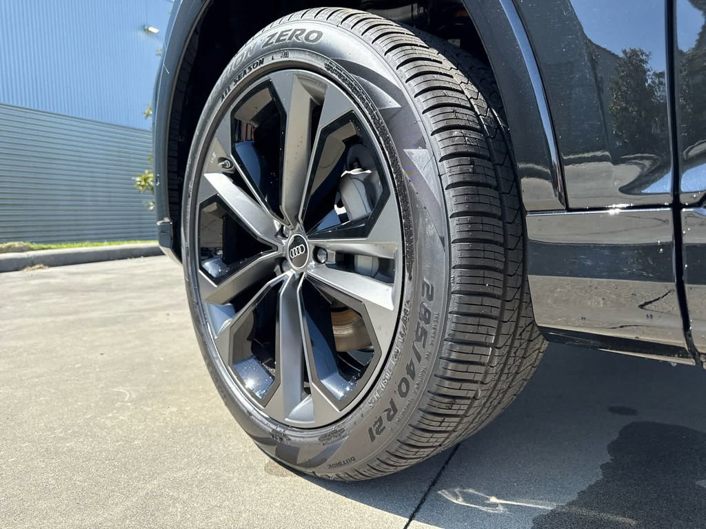 New 2025 Audi Q7 3.0T Premium Plus image 10
