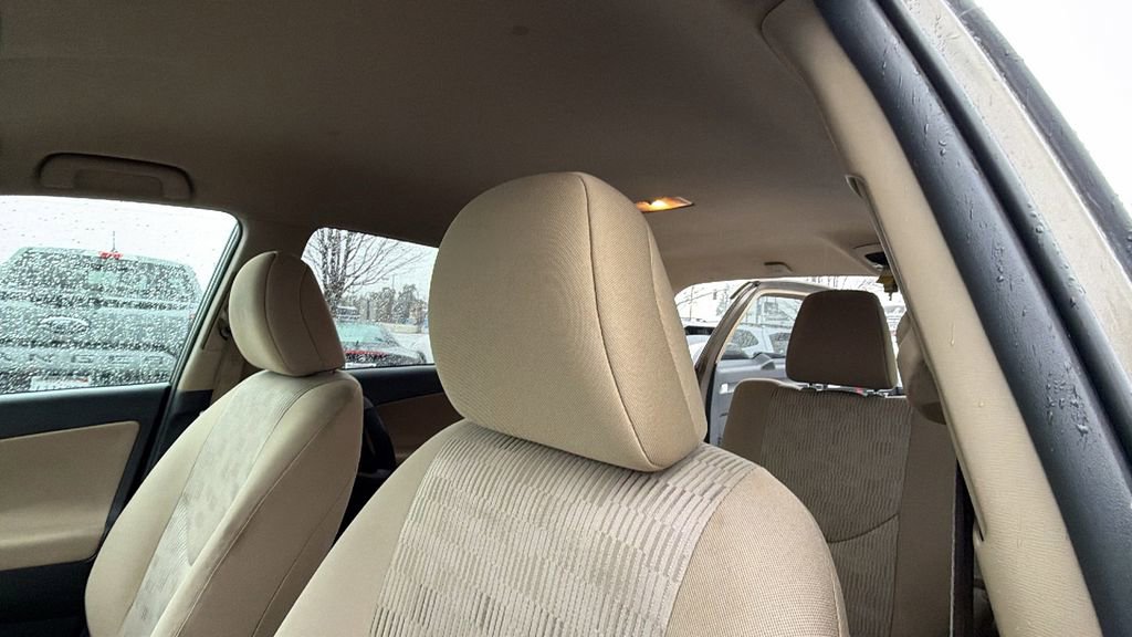 Used 2012 Toyota RAV4 4WD image 22