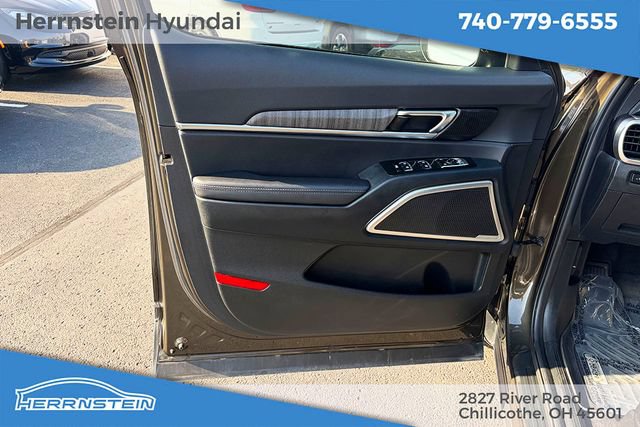 Used 2024 Kia Telluride EX w/ EX Captain's Chair Package AWD/4WD image 13