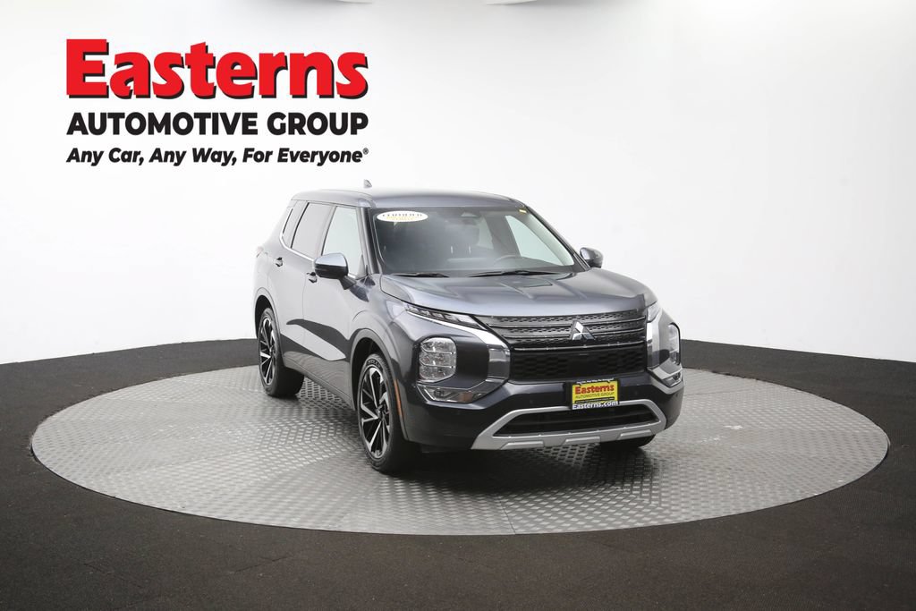Used 2024 Mitsubishi Outlander SE FWD image 52